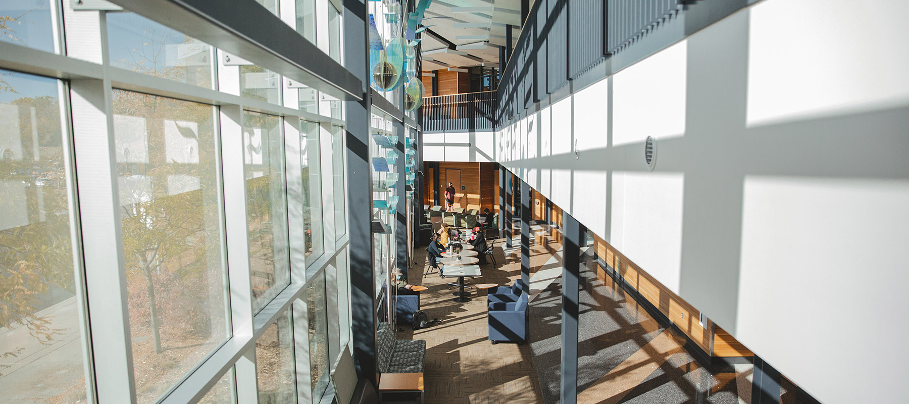 Atrium at Normandale where more than 600 community college courses are available. 